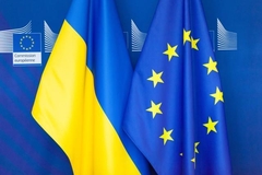 Ukrainian and European flags