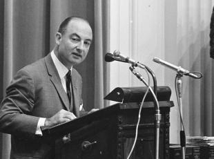 Norbert Schmelzer (KVP) aan het woord