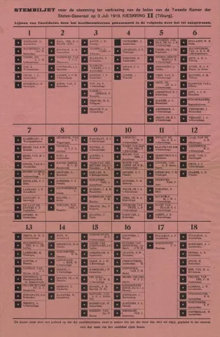 Het nieuwe stembiljet, zoals dat voor het eerst werd gebruikt na de invoering van de evenredige vertegenwoordiging in 1918. Dit stembiljet was van de kieskring Tilburg. Binnen deze kieskring hadden de kiezers de keuze uit 18 lijsten. Bron: www.rondejong.com